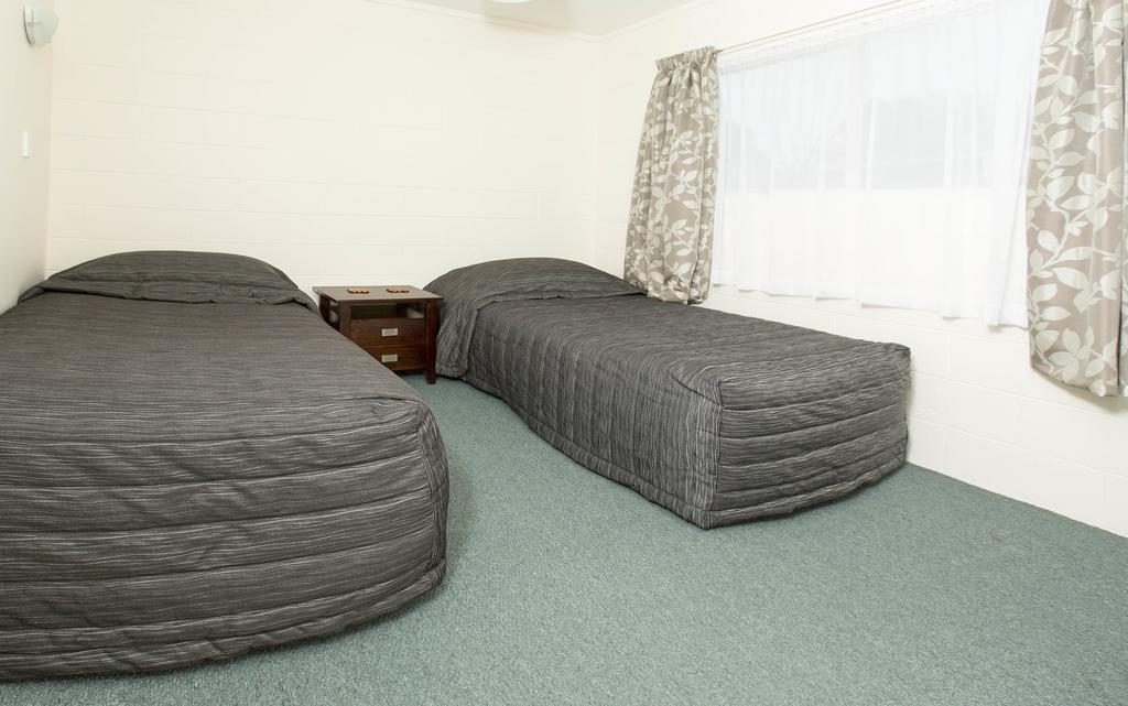 פאנגאריי Marina Court Motel & Apartments חדר תמונה