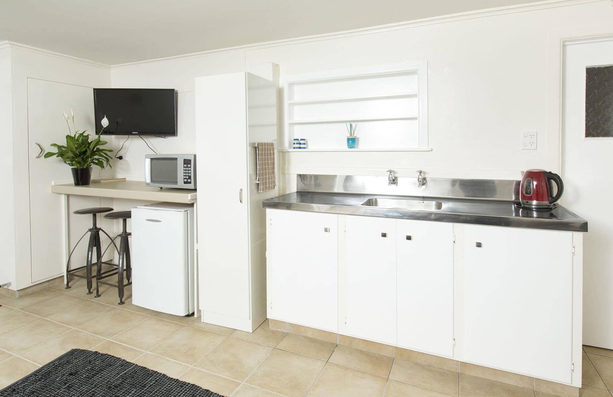 פאנגאריי Marina Court Motel & Apartments מראה חיצוני תמונה